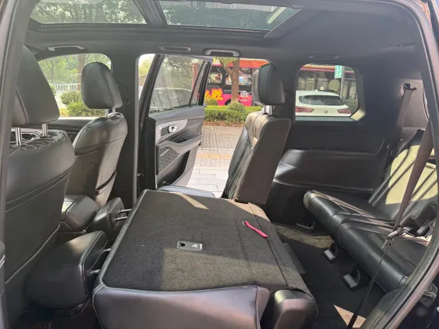 GAC Trumpchi GS8 — Фото автомобиля 8