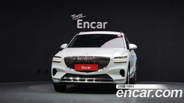 Genesis GV70 — Фото автомобиля 3