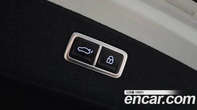 Genesis G80 Бензин 2.5 турбо AWD — Фото автомобиля 16