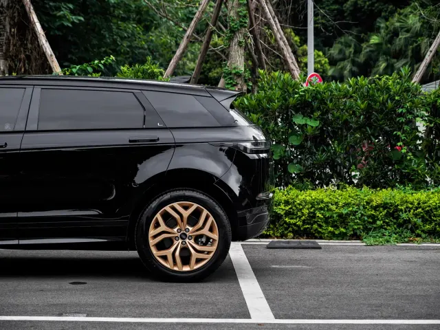 Land Rover Range Rover Evoque — Фото автомобиля 21