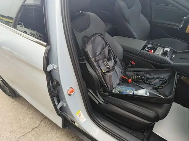 BYD Qin L — Фото автомобиля 24