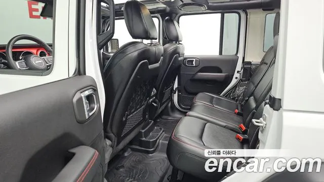 Jeep Wrangler Wrangler (JL) — Фото автомобиля 12