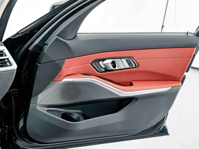BMW 3 Series — Фото автомобиля 13
