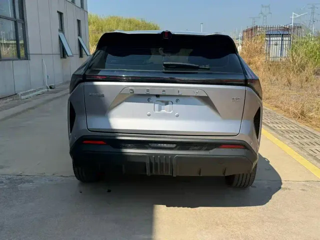 Geely Boyue — Фото автомобиля 5