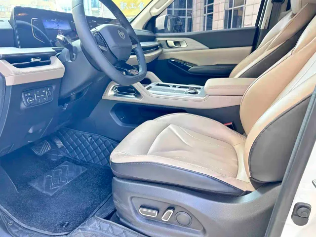 Changan Scenic RV — Фото автомобиля 14