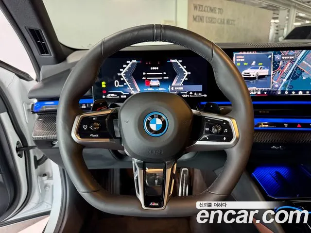 BMW 5-Series — Фото автомобиля 15