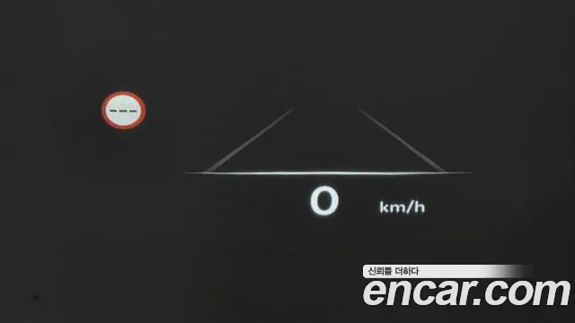 Genesis GV70 2.5T Бензин 2WD — Фото автомобиля 16