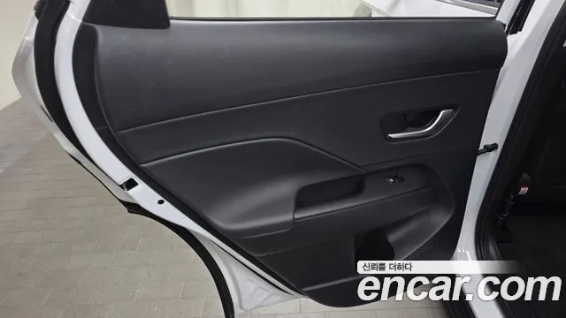 Hyundai Kona Kona (SX2) Бензин 2.0 2WD — Фото автомобиля 25