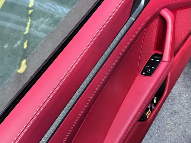 Porsche 911 — Фото автомобиля 9