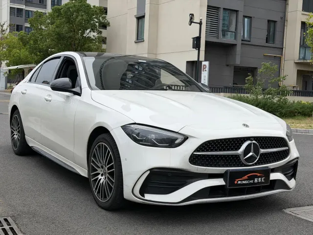 Mercedes-Benz C-Class — Фото автомобиля 3