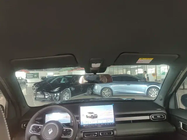 Baojun Yep Plus — Фото автомобиля 17