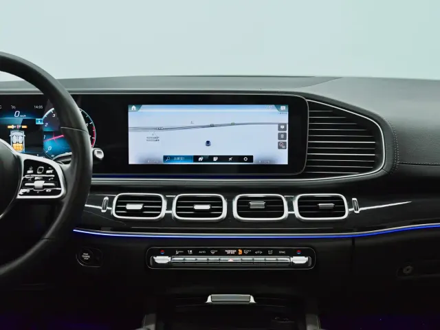 Mercedes-Benz GLE-Class — Фото автомобиля 13