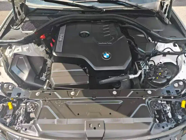 BMW 3 Series — Фото автомобиля 10