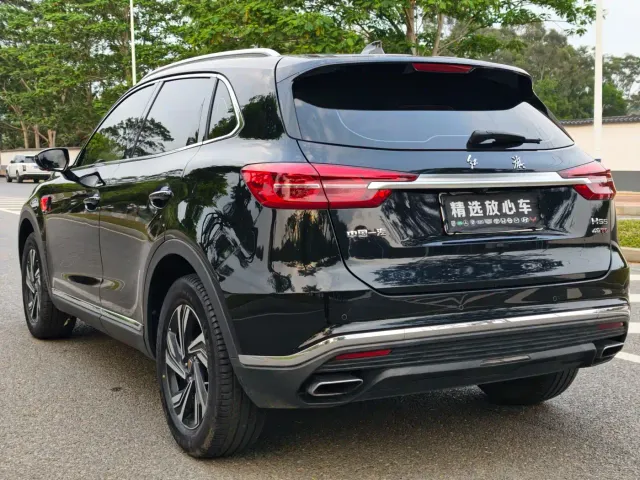 Hongqi HS5 — Фото автомобиля 6