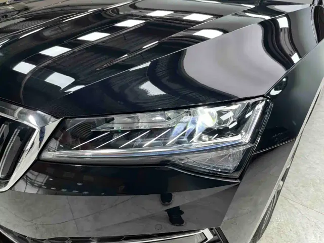 Skoda Superb — Фото автомобиля 24