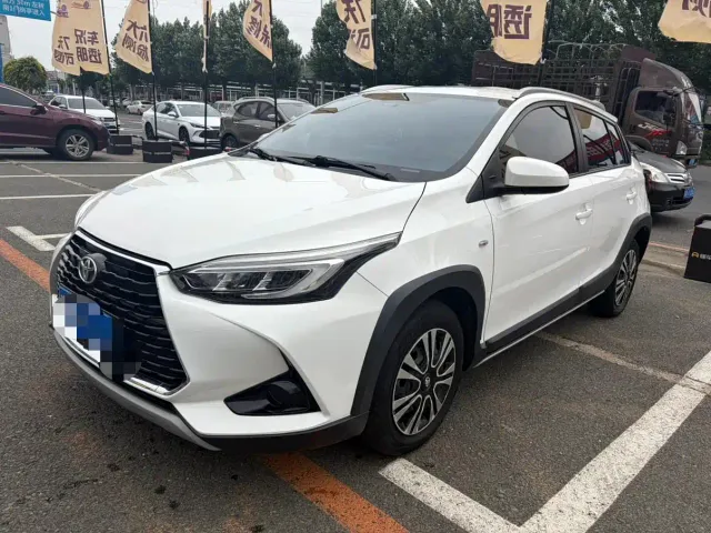 Фотография автомобиля — Toyota YARiS L Zhi Xuan