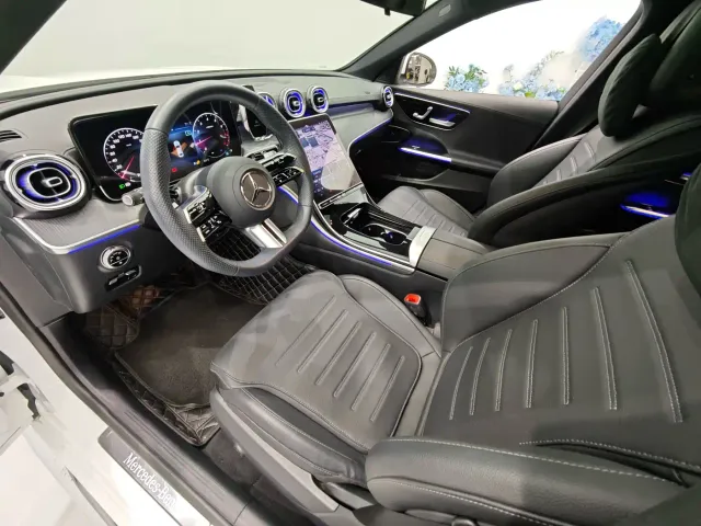 Mercedes-Benz C-Class — Фото автомобиля 4
