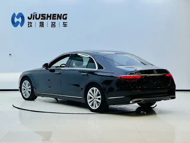 Mercedes-Benz S-Class — Фото автомобиля 4