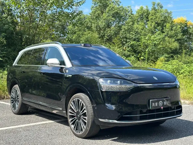 Aito M9 — Фото автомобиля 3