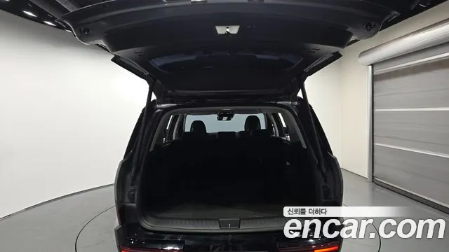 Hyundai Santafe Santa Fe (MX5) Бензин 2.5T 4WD — Фото автомобиля 20