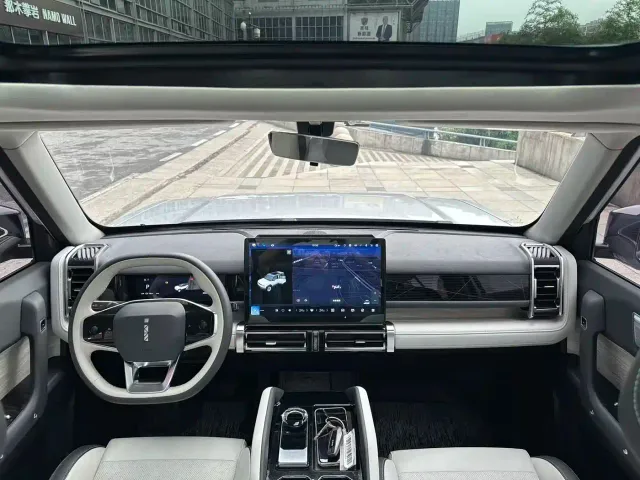 iCAR 03 — Фото автомобиля 15