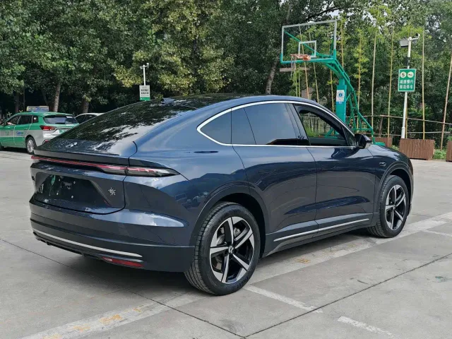 Nio EC6 — Фото автомобиля 11