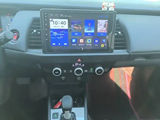 Honda Fit — Фото автомобиля 12
