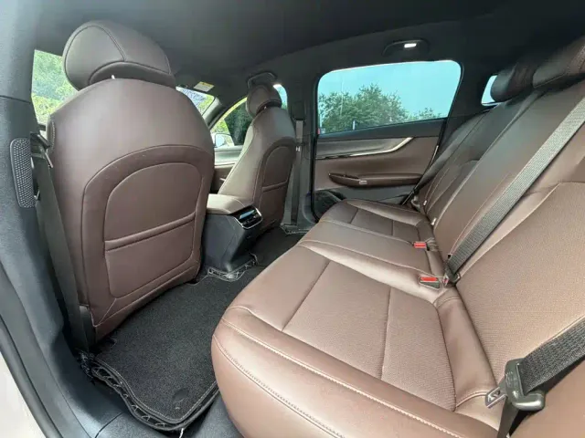 Changan Qiyuan A07 — Фото автомобиля 14