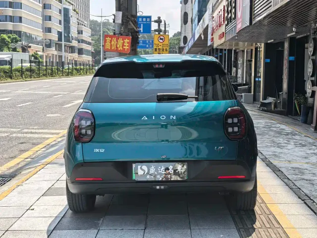 GAC Aion UT — Фото автомобиля 5