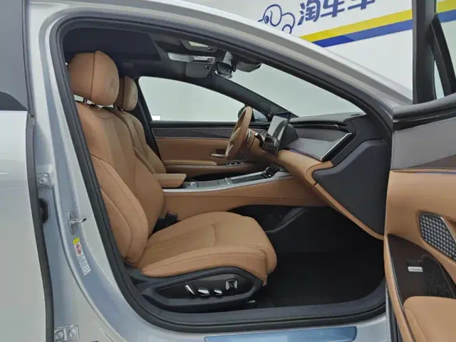 BYD Han L — Фото автомобиля 8