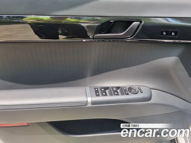 Hyundai Grandeur Grandeur (GN7) 3.5 Бензин 4WD — Фото автомобиля 11