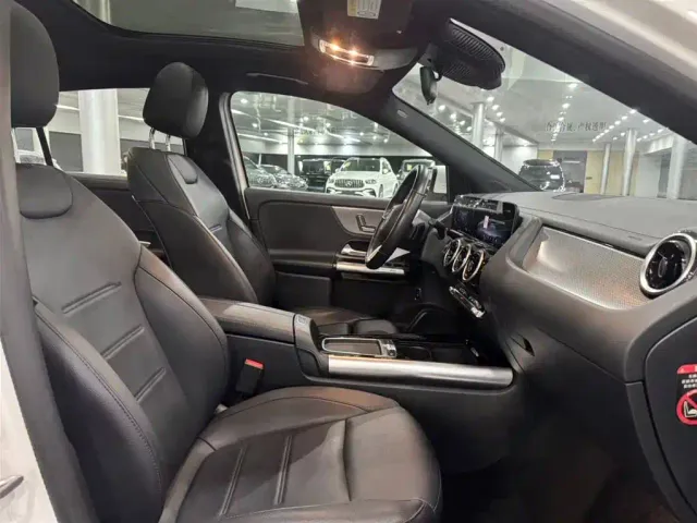 Mercedes-Benz GLA-Class — Фото автомобиля 19