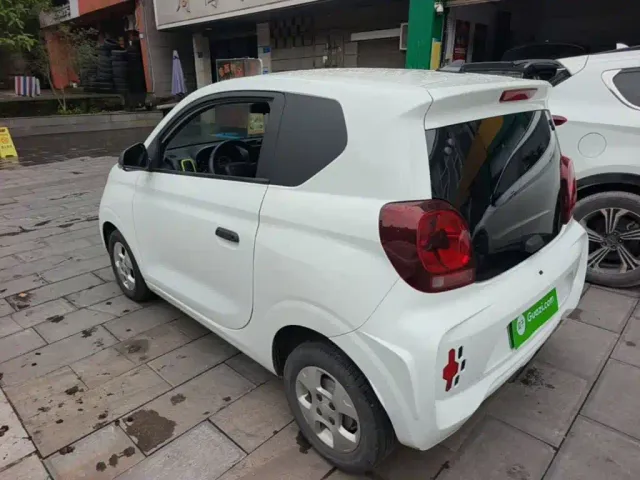 Roewe Clever — Фото автомобиля 22