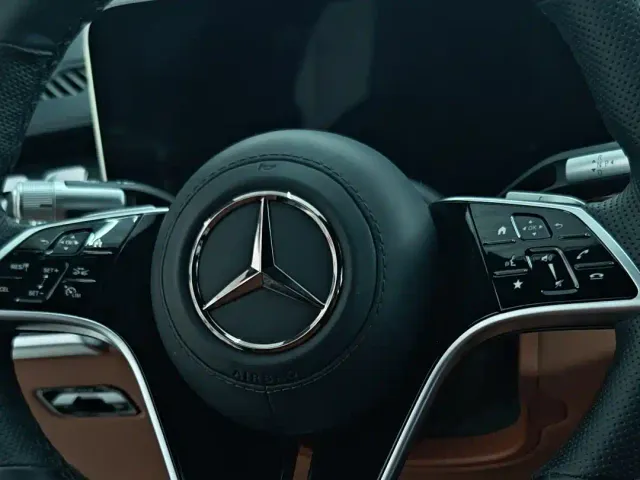 Mercedes-Benz S-Class — Фото автомобиля 11