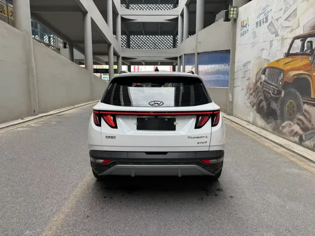 Hyundai Tucson — Фото автомобиля 5