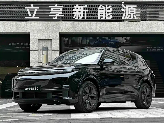 Фотография автомобиля — Li Auto L7