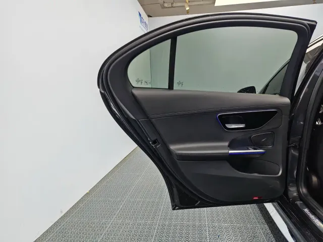 Mercedes-Benz C-Class — Фото автомобиля 14