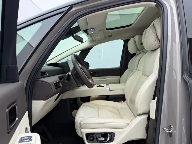 Li Auto Li Auto MEGA 2024 Ultra — Фото автомобиля 10