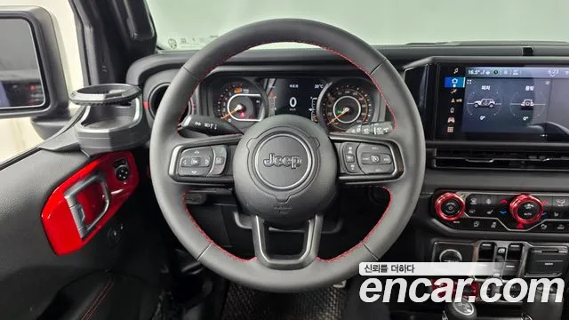 Jeep Wrangler — Фото автомобиля 19