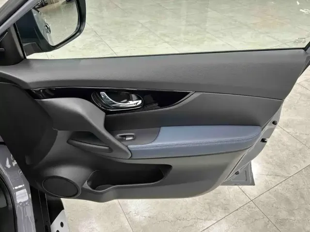 Nissan X-Trail — Фото автомобиля 18