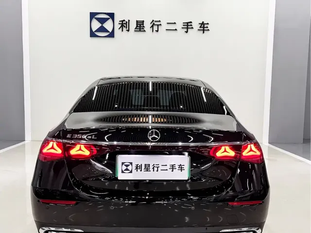 Mercedes-Benz E-Class — Фото автомобиля 9