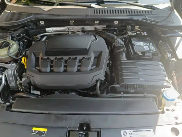 Volkswagen Passat — Фото автомобиля 10