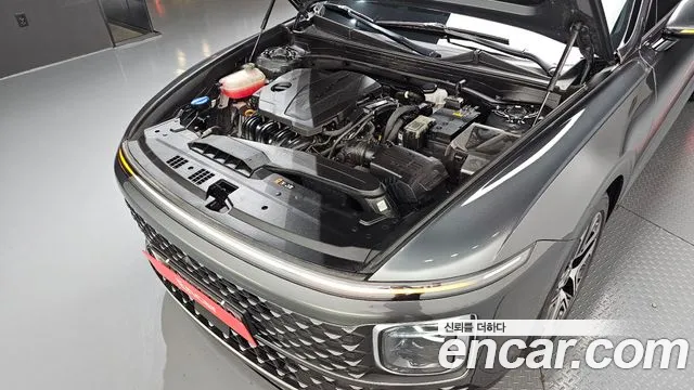 Hyundai Grandeur GN7 — Фото автомобиля 9