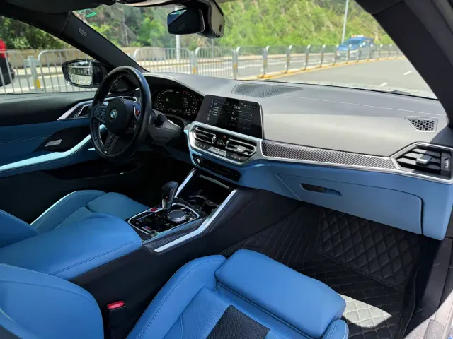 BMW M4 — Фото автомобиля 11