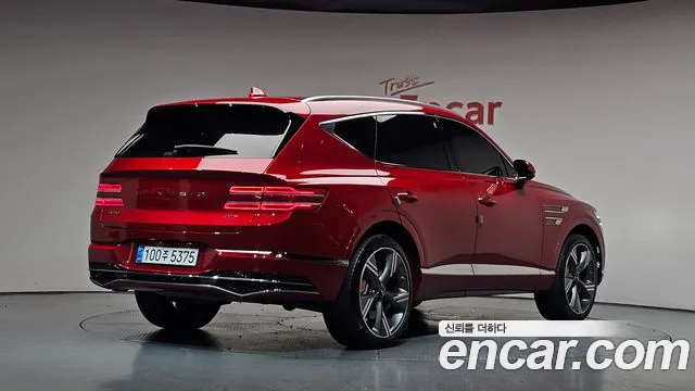 Genesis GV80 — Фото автомобиля 2