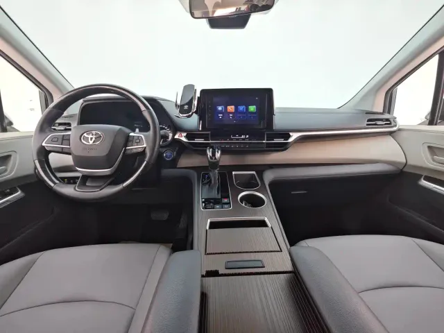 Toyota Granvia — Фото автомобиля 24