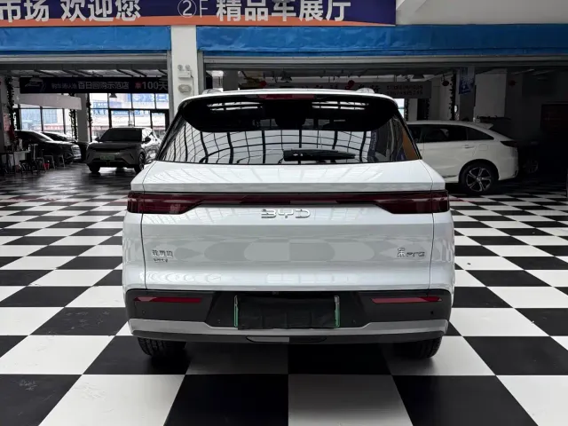 BYD Song Pro — Фото автомобиля 5