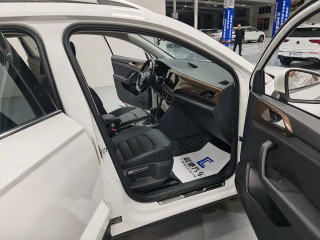 Volkswagen Tharu — Фото автомобиля 9