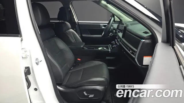 Hyundai Santa Fe — Фото автомобиля 16