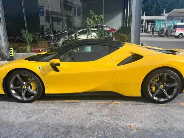 Ferrari SF90 — Фото автомобиля 5